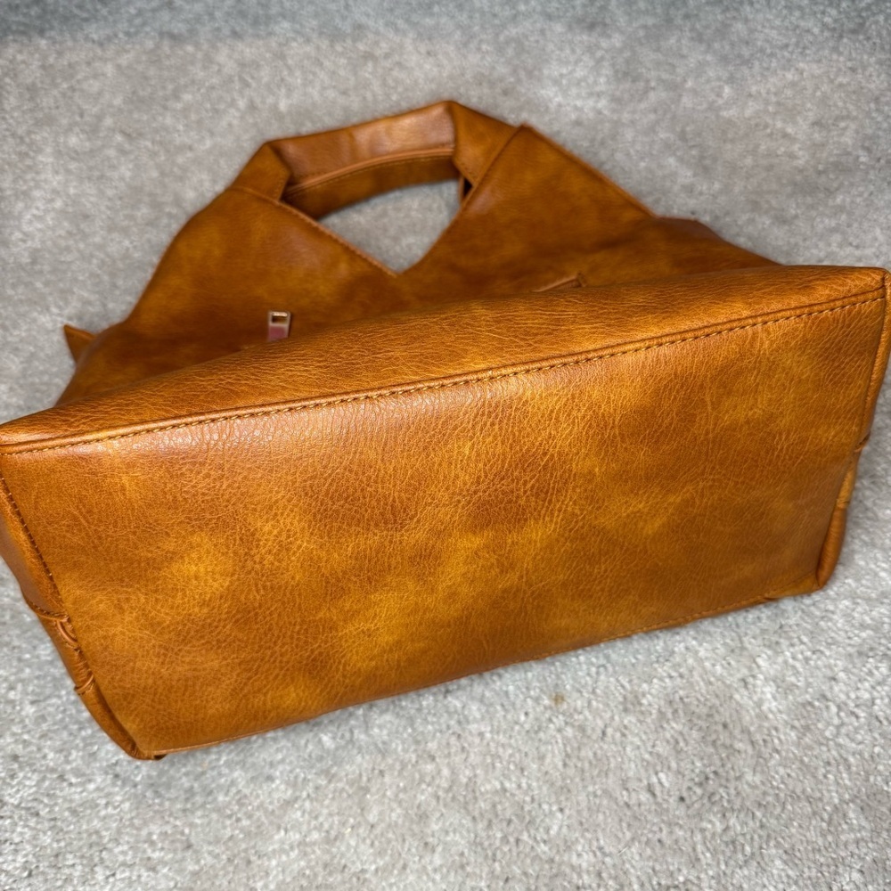 NWT Tan Woven Front Satchel Purse Bag - Picture 7 of 8